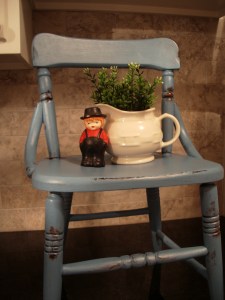 chair and seed box 001